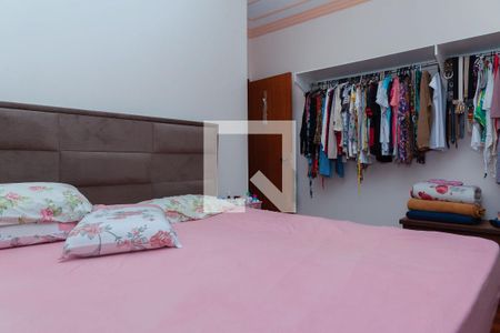 Suíte de casa para alugar com 3 quartos, 1000m² em Saraiva, Uberlândia