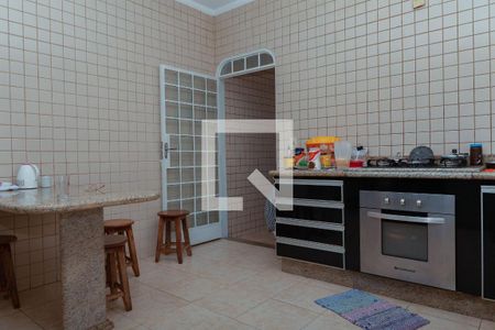 Casa para alugar com 1000m², 3 quartos e 10 vagasCozinha