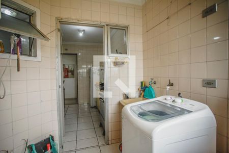 Apartamento para alugar com 68m², 3 quartos e 1 vagaÁrea de Serviço