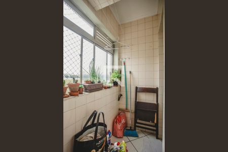 Apartamento para alugar com 68m², 3 quartos e 1 vagaÁrea de Serviço