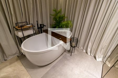 Apartamento à venda com 80m², 2 quartos e 2 vagasBanheiro da Suíte