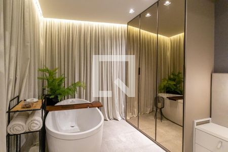 Apartamento à venda com 80m², 2 quartos e 2 vagasBanheiro da Suíte