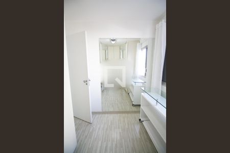 Apartamento para alugar com 54m², 2 quartos e 1 vagaCloset