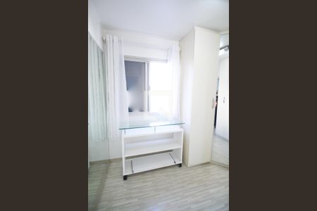 Apartamento para alugar com 54m², 2 quartos e 1 vagaCloset