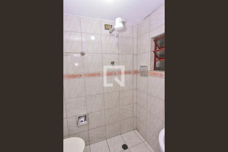 Casa à venda com 200m², 2 quartos e 1 vagaBanheiro 2