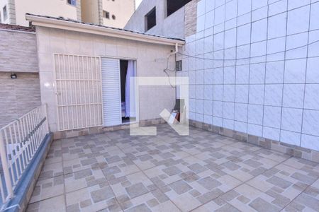 Casa à venda com 200m², 2 quartos e 1 vagavaranda