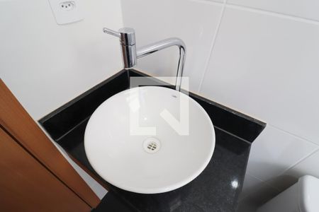 Apartamento para alugar com 49m², 2 quartos e 1 vaga Apartamento para alugar com 49m², 2 quartos e 1 vagaBanheiro