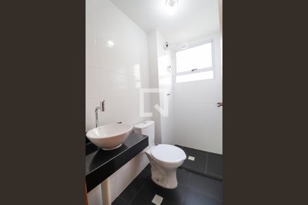 Apartamento para alugar com 49m², 2 quartos e 1 vaga Apartamento para alugar com 49m², 2 quartos e 1 vagaBanheiro