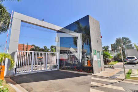 Apartamento para alugar com 49m², 2 quartos e 1 vaga Apartamento para alugar com 49m², 2 quartos e 1 vagaEntrada