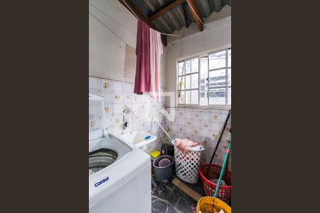 Casa à venda com 150m², 5 quartos e sem vagaÁrea de serviço