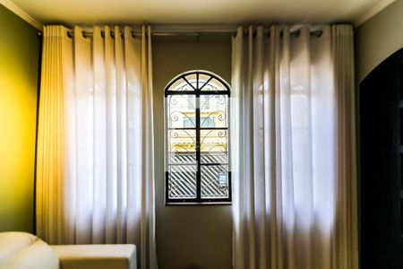 Sala de casa à venda com 3 quartos, 260m² em Vila Isolina Mazzei, São Paulo