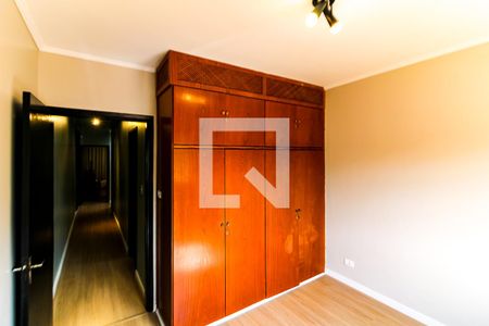 Casa à venda com 260m², 3 quartos e 5 vagas Casa à venda com 260m², 3 quartos e 5 vagasQuarto 3