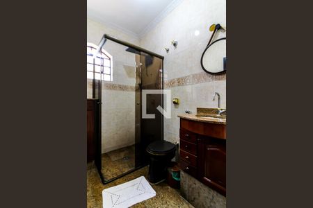 Casa à venda com 260m², 3 quartos e 5 vagas Casa à venda com 260m², 3 quartos e 5 vagasBanheiro Social