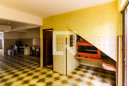 Casa à venda com 260m², 3 quartos e 5 vagas Casa à venda com 260m², 3 quartos e 5 vagasChurrasqueira