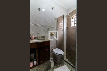 Casa à venda com 260m², 3 quartos e 5 vagas Casa à venda com 260m², 3 quartos e 5 vagasBanheiro da Suíte 1