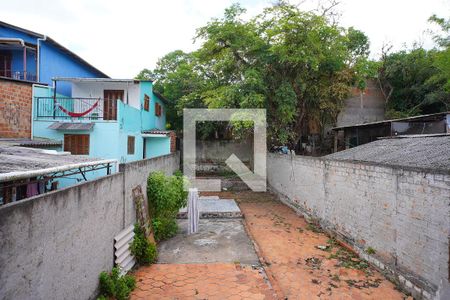 Casa de condomínio à venda com 200m², 3 quartos e sem vagaVista