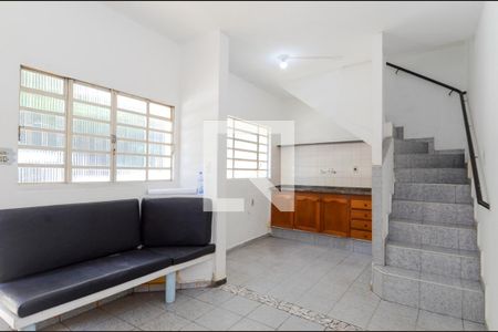Sala/Cozinha de casa para alugar com 2 quartos, 49m² em Jardim Terezópolis, Guarulhos