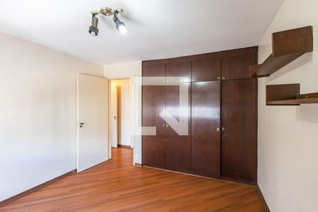 Apartamento à venda com 122m², 3 quartos e 1 vagaQuarto 2