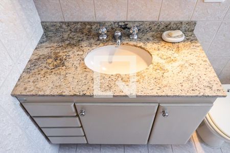 Apartamento à venda com 122m², 3 quartos e 1 vagaBanheiro da Suíte