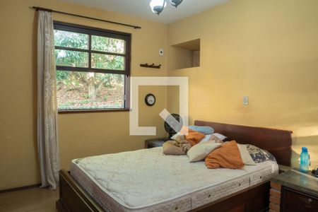 Casa para alugar com 4424m², 3 quartos e 8 vagasSuite