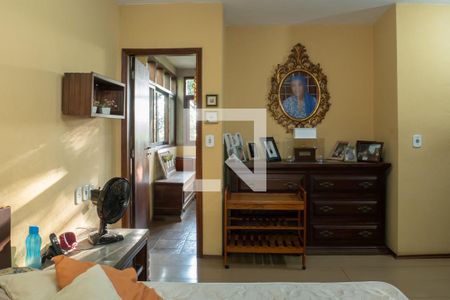 Casa para alugar com 4424m², 3 quartos e 8 vagasSuite