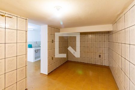 Casa para alugar com 1 quarto, 50m² em Vila Moraes, São Paulo