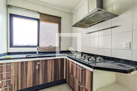 Apartamento à venda com 195m², 3 quartos e 3 vagasCobertura