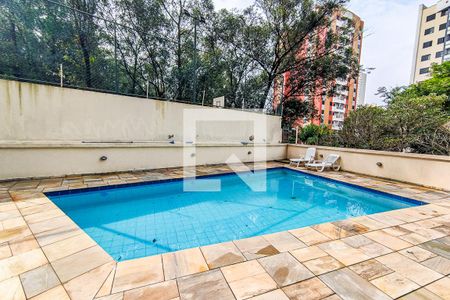 Apartamento à venda com 195m², 3 quartos e 3 vagasÁrea Comum - Piscina