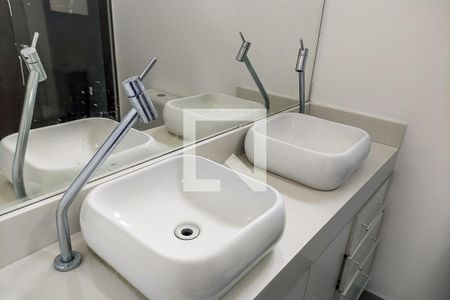 Apartamento à venda com 195m², 3 quartos e 3 vagasBanheiro da Suíte