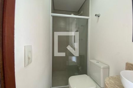 Casa à venda com 260m², 3 quartos e 4 vagas Casa à venda com 260m², 3 quartos e 4 vagasBanheiro Social