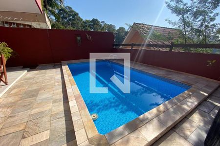 Casa à venda com 260m², 3 quartos e 4 vagas Casa à venda com 260m², 3 quartos e 4 vagasPiscina