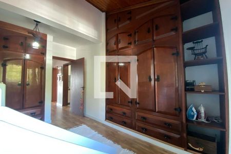 Casa à venda com 260m², 3 quartos e 4 vagas Casa à venda com 260m², 3 quartos e 4 vagasQuarto 2