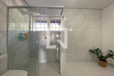 Casa à venda com 260m², 3 quartos e 4 vagas Casa à venda com 260m², 3 quartos e 4 vagasBanheiro da Suíte