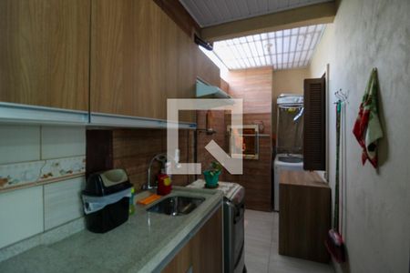 Cozinha de casa de condomínio à venda com 2 quartos, 60m² em Estância Velha, Canoas