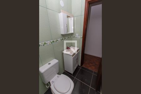 Banheiro de apartamento à venda com 1 quarto, 43m² em Cristo Redentor, Porto Alegre