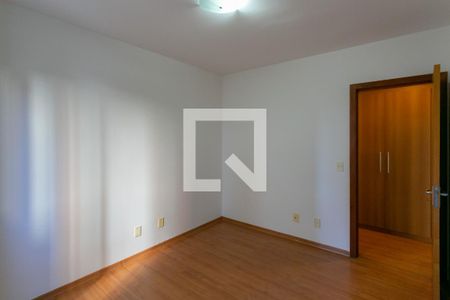 Quarto 1 de apartamento para alugar com 4 quartos, 130m² em Savassi, Belo Horizonte