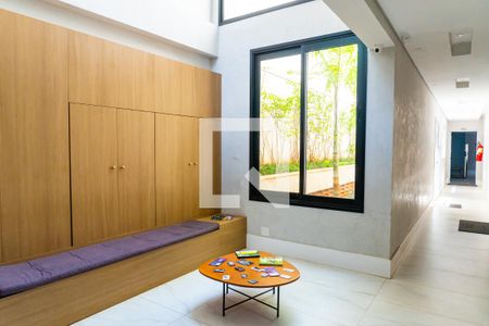 Apartamento à venda com 38m², 1 quarto e sem vagaHall social