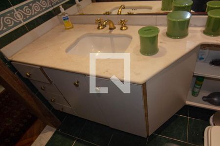 Apartamento à venda com 300m², 3 quartos e 1 vagaBanheiro Social