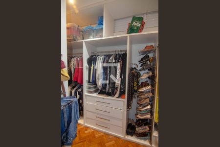 Apartamento à venda com 300m², 3 quartos e 1 vagaCloset