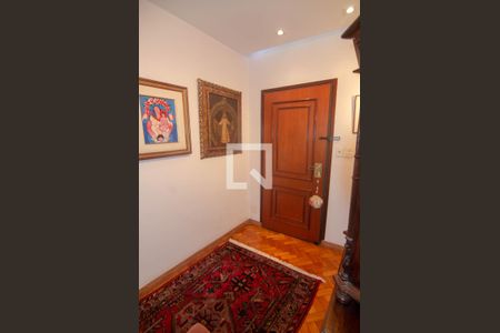 Apartamento à venda com 300m², 3 quartos e 1 vagaEntrada