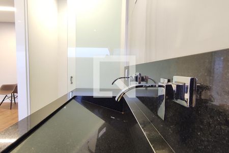 Casa à venda com 260m², 2 quartos e 3 vagasBanheiro da Suíte 1