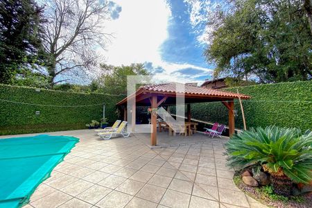 Casa à venda com 190m², 3 quartos e 3 vagas Casa à venda com 190m², 3 quartos e 3 vagasQuiosque