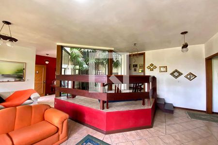 Sala de casa à venda com 3 quartos, 190m² em Rondônia, Novo Hamburgo