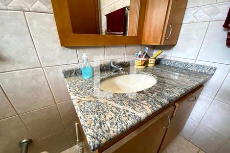 Casa à venda com 190m², 3 quartos e 3 vagas Casa à venda com 190m², 3 quartos e 3 vagasBanheiro 2