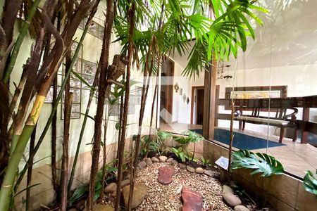 Sala de casa à venda com 3 quartos, 190m² em Rondônia, Novo Hamburgo