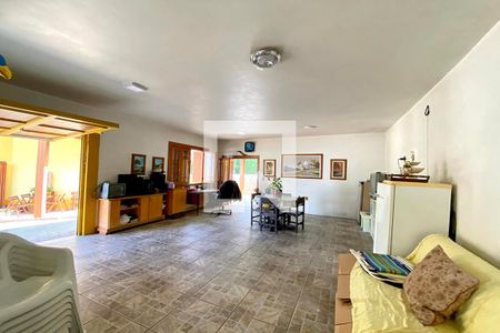 Casa à venda com 190m², 3 quartos e 3 vagas Casa à venda com 190m², 3 quartos e 3 vagasGaragem