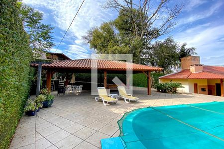 Casa à venda com 190m², 3 quartos e 3 vagas Casa à venda com 190m², 3 quartos e 3 vagasQuiosque e Piscina