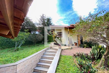 Casa à venda com 190m², 3 quartos e 3 vagas Casa à venda com 190m², 3 quartos e 3 vagasFachada