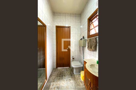 Casa à venda com 190m², 3 quartos e 3 vagas Casa à venda com 190m², 3 quartos e 3 vagasBanheiro de Serviço