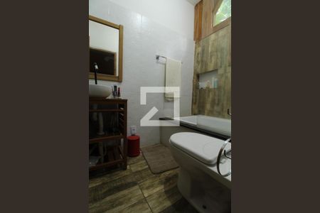 Casa para alugar com 120m², 3 quartos e 3 vagasBanheiro - Suíte